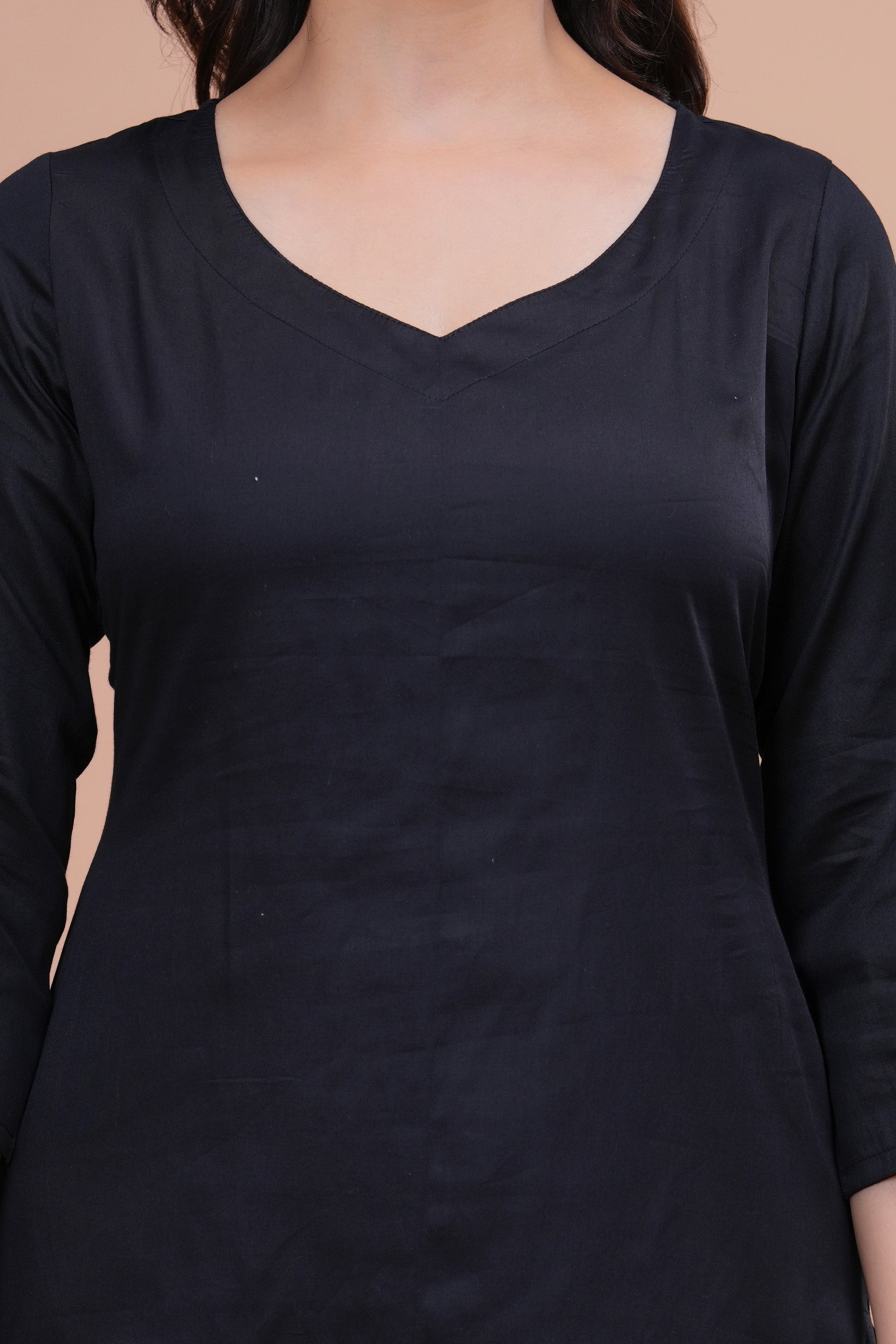 Black Cotton Silk Scallop Suit Set