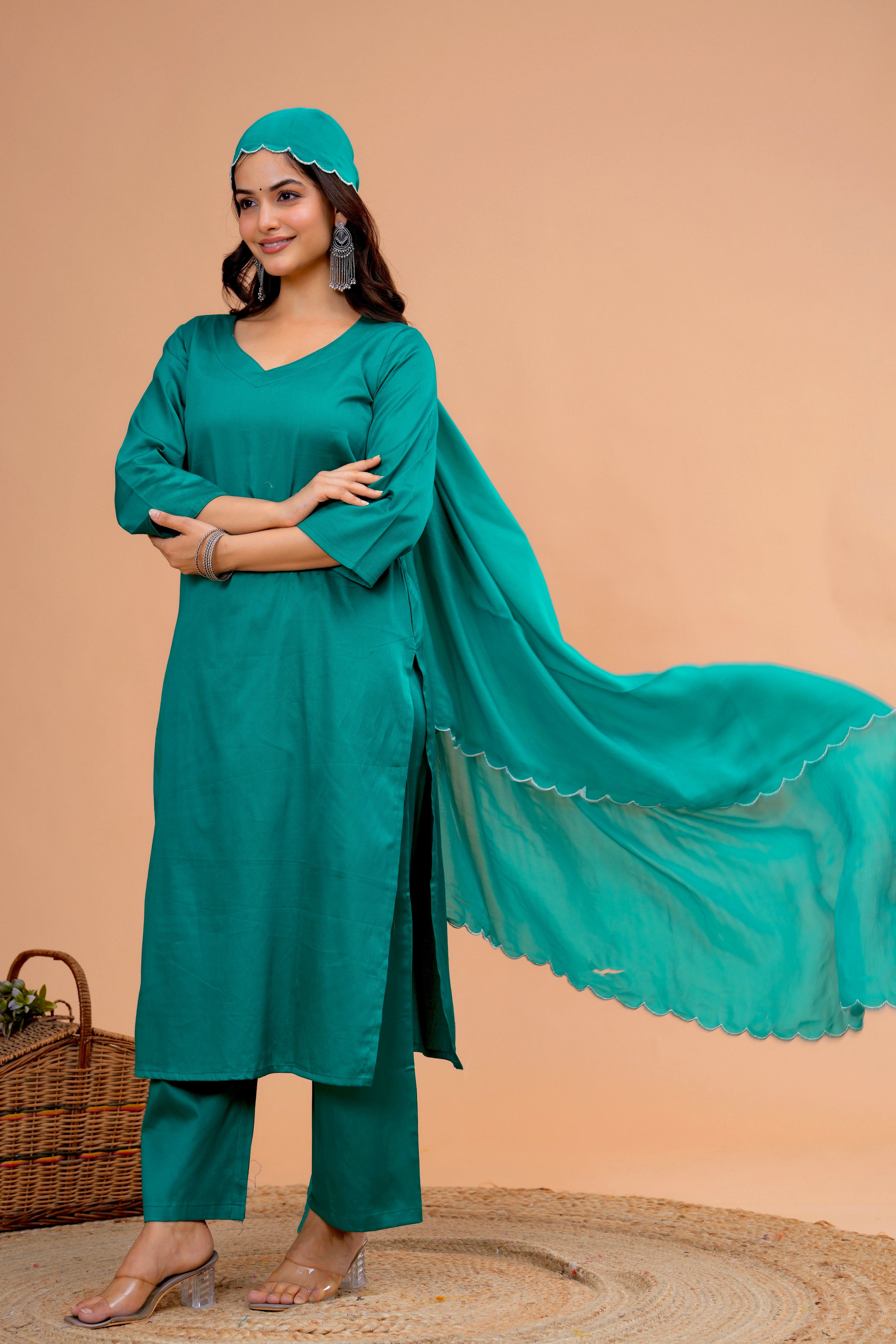Green Cotton Silk Scallop Suit Set