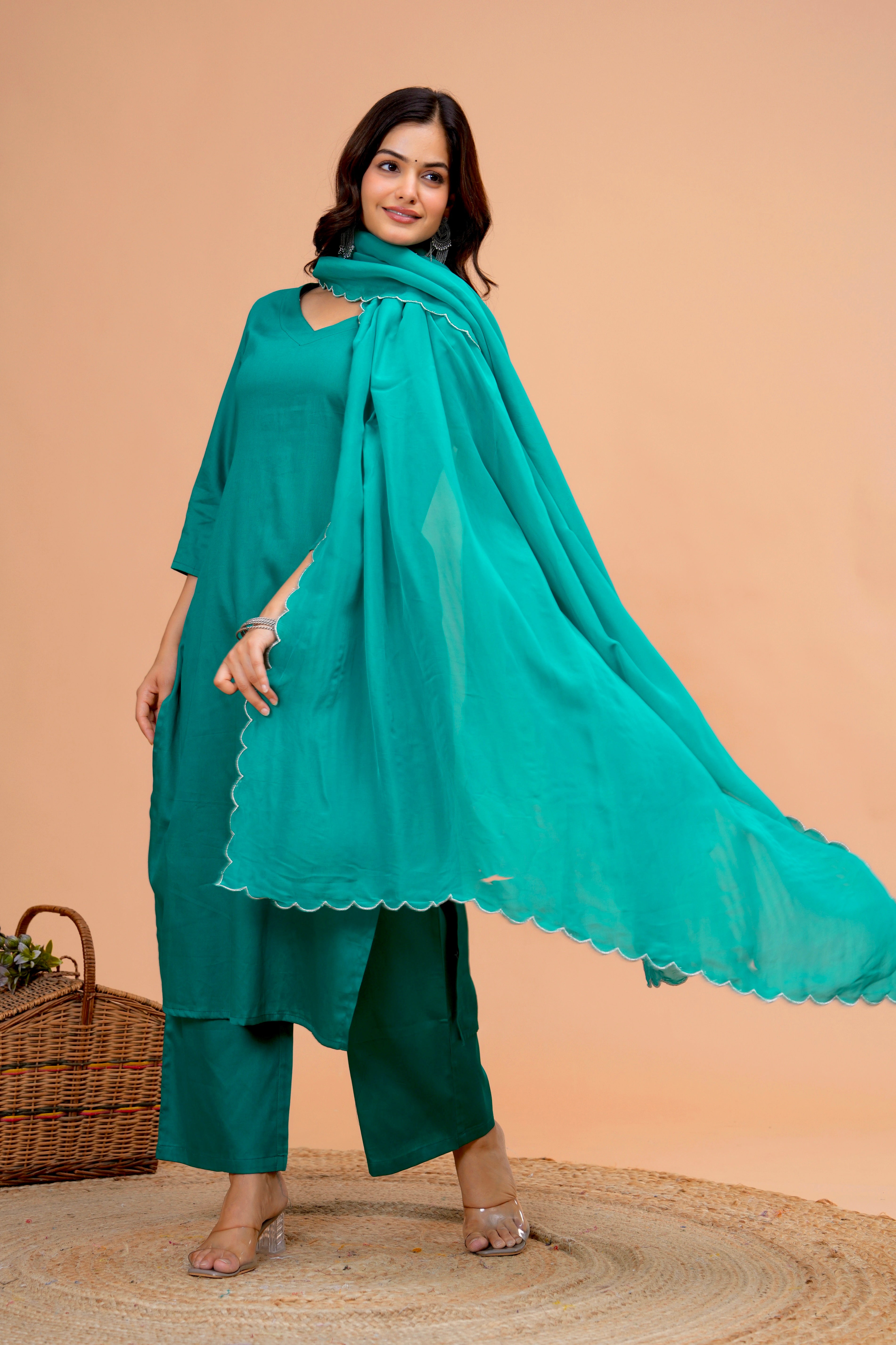 Green Cotton Silk Scallop Suit Set