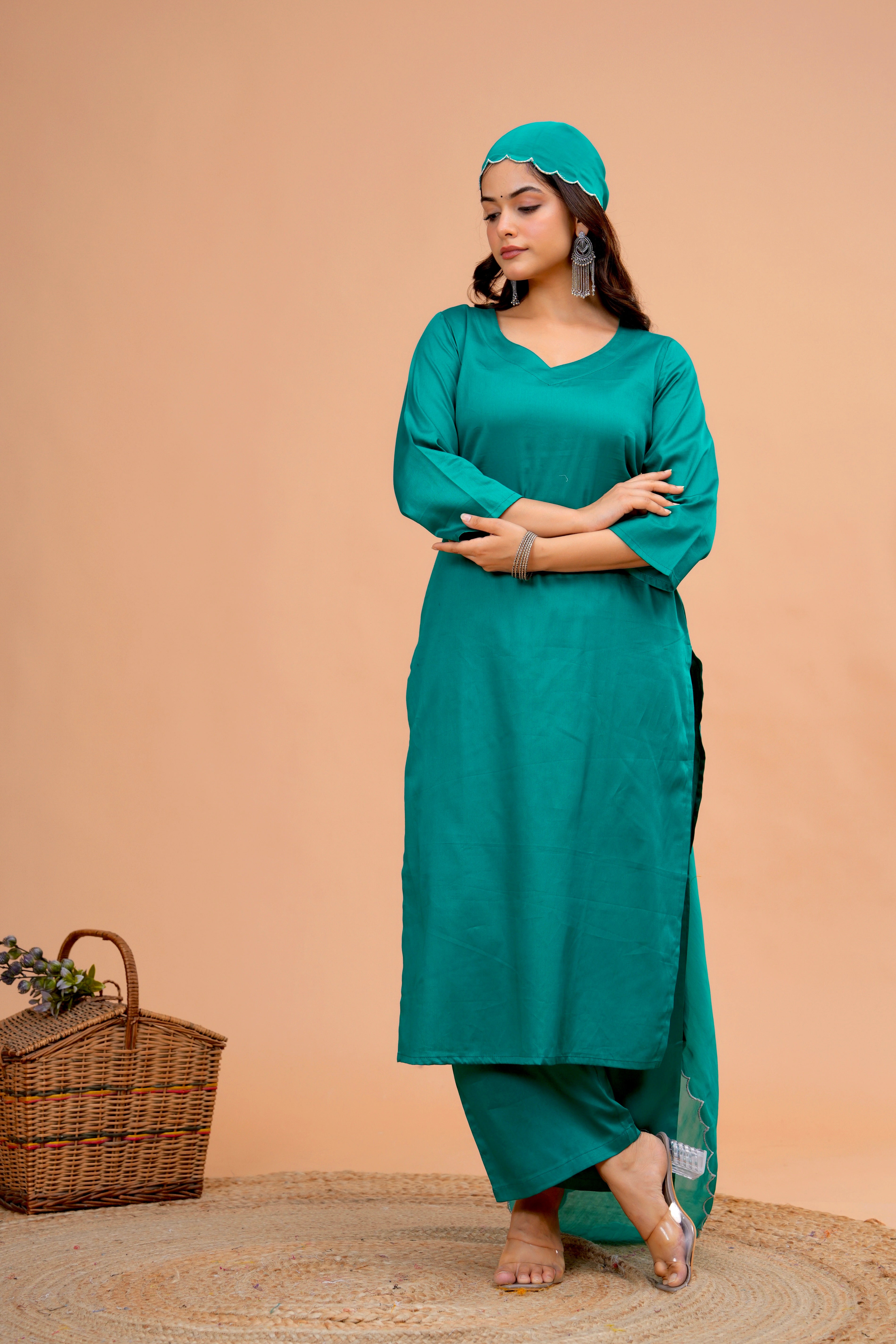 Green Cotton Silk Scallop Suit Set